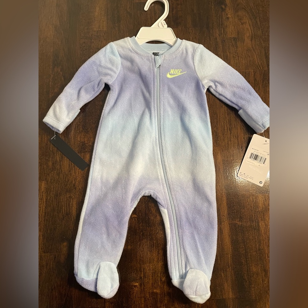 Nike baby outfit